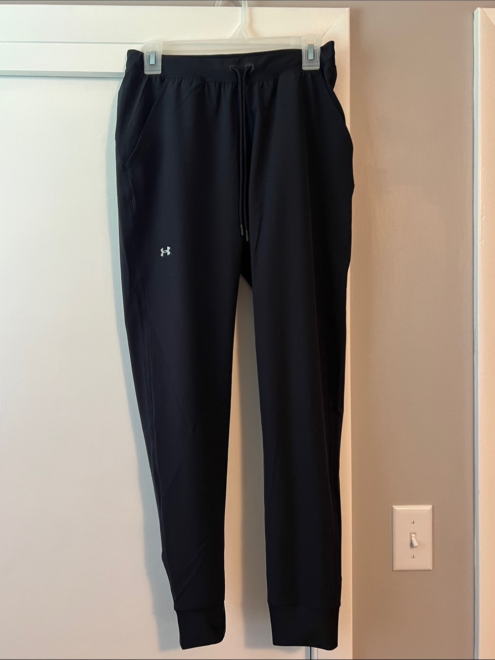 Under Armour Women’s Black Athletic Jogger Pants